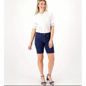 NYDJ Women's Ella Shorts 6 Arise Blue Denim Lift Tuck Side Slits NWT